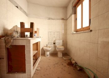 rudere da ristrutturare vendesi lucca.JPG - Casale Lucca - foto 16