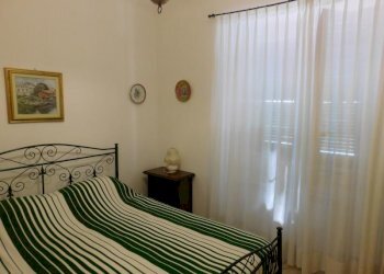 Three-room apartment Savona (neighborhood Zinola) - photo 9