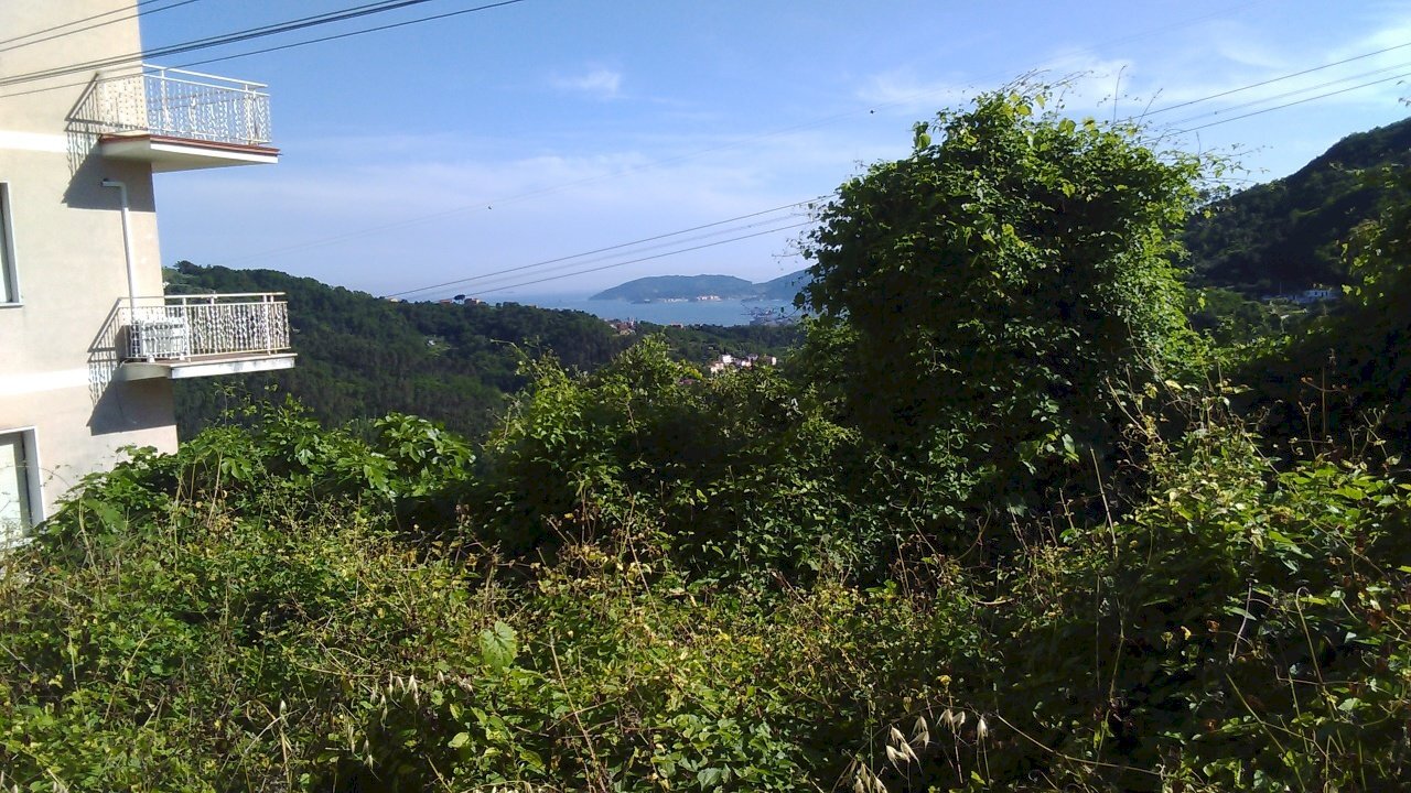 IMG_20170601_173656.jpg - Terreno edificabile Vezzano Ligure - foto 1