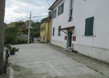 IMG_0376 (Copia).JPG - Casa semi indipendente Fosdinovo - foto 2