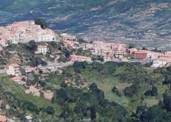 google 1.JPG - Appartamento Piazza Matteotti 24, Vezzano Ligure - foto 14