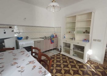 cucina.jpg - Casa semi indipendente Fosdinovo - foto 1