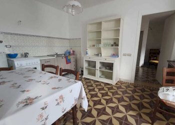 cucina3.jpg - Casa semi indipendente Fosdinovo - foto 4