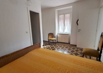 prima matrimoniale.jpg - Casa semi indipendente Fosdinovo - foto 6