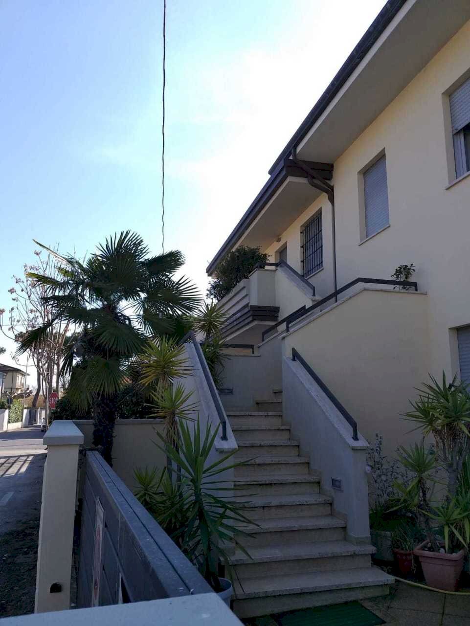 WhatsApp Image 2021-10-01 at 12.26.27 (5).jpeg - Semi-detached house Camaiore - photo 1