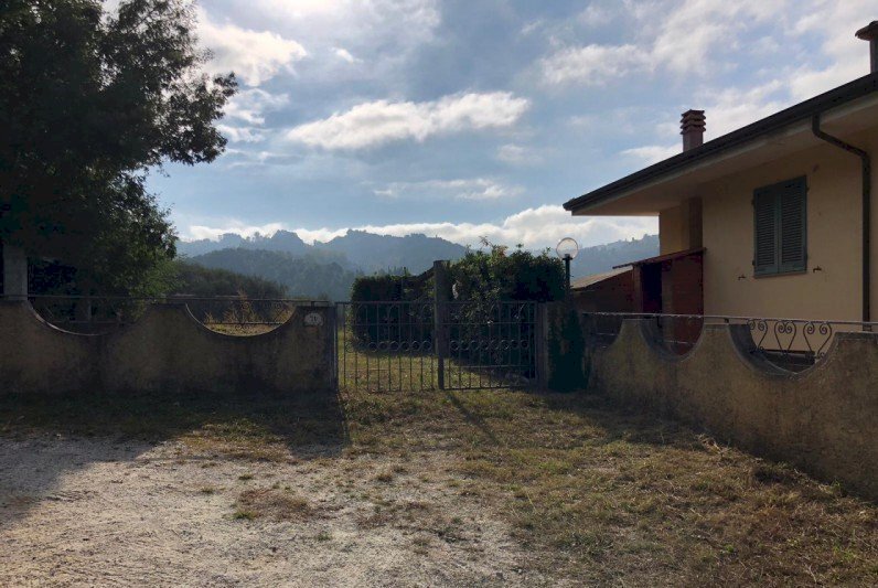 d92fc4e0-e028-4821-88c1-df61404a2d8a_5da986e138d92 - Villa Camaiore - photo 3