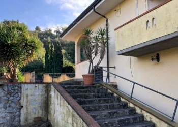 e1117576-ef8d-4ee0-af94-eaad63afd6b4_5da9864831124 - Villa Camaiore - photo 9