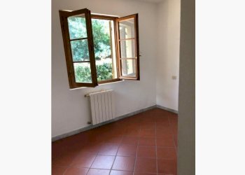 64fcfd4c-8458-4b28-b175-654ac40d2339_5da9812db3c21 - Villa Camaiore - photo 16