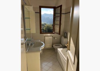 c79d4270-1e27-445e-8d53-838f4b879d32_5da98453f3e75 - Villa Camaiore - photo 18