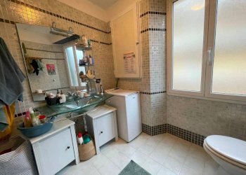 Bagno - Monolocale via di Ravecca, 10, Genova (zona Centro Storico) - foto 3