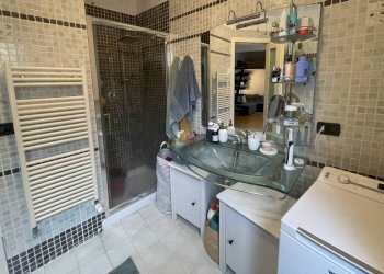 Bagno - Monolocale via di Ravecca, 10, Genova (zona Centro Storico) - foto 9