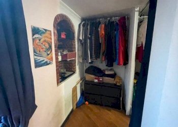 Cabina armadio - Monolocale via di Ravecca, 10, Genova (zona Centro Storico) - foto 10