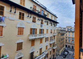 Vista - Quadrilocale via Massimo d'Azeglio, 1, Genova (zona Sampierdarena) - foto 8