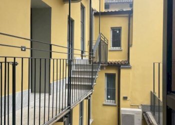 Balcone - Three-room apartment via Luigi Cingia, Lodi - photo 23