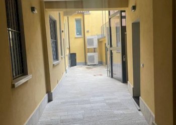 Interno palazzo - Three-room apartment via Luigi Cingia, Lodi - photo 26