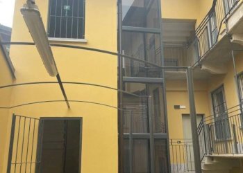 Facciata - Three-room apartment via Luigi Cingia, Lodi - photo 29