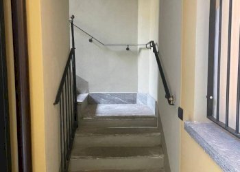 Interno palazzo - Three-room apartment via Luigi Cingia, Lodi - photo 36