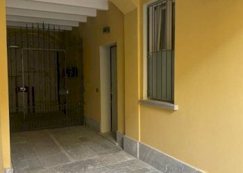 Interno palazzo - Three-room apartment via Luigi Cingia, Lodi - photo 42