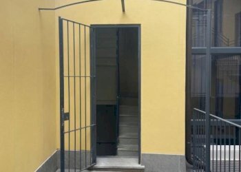 Interno palazzo - Three-room apartment via Luigi Cingia, Lodi - photo 17