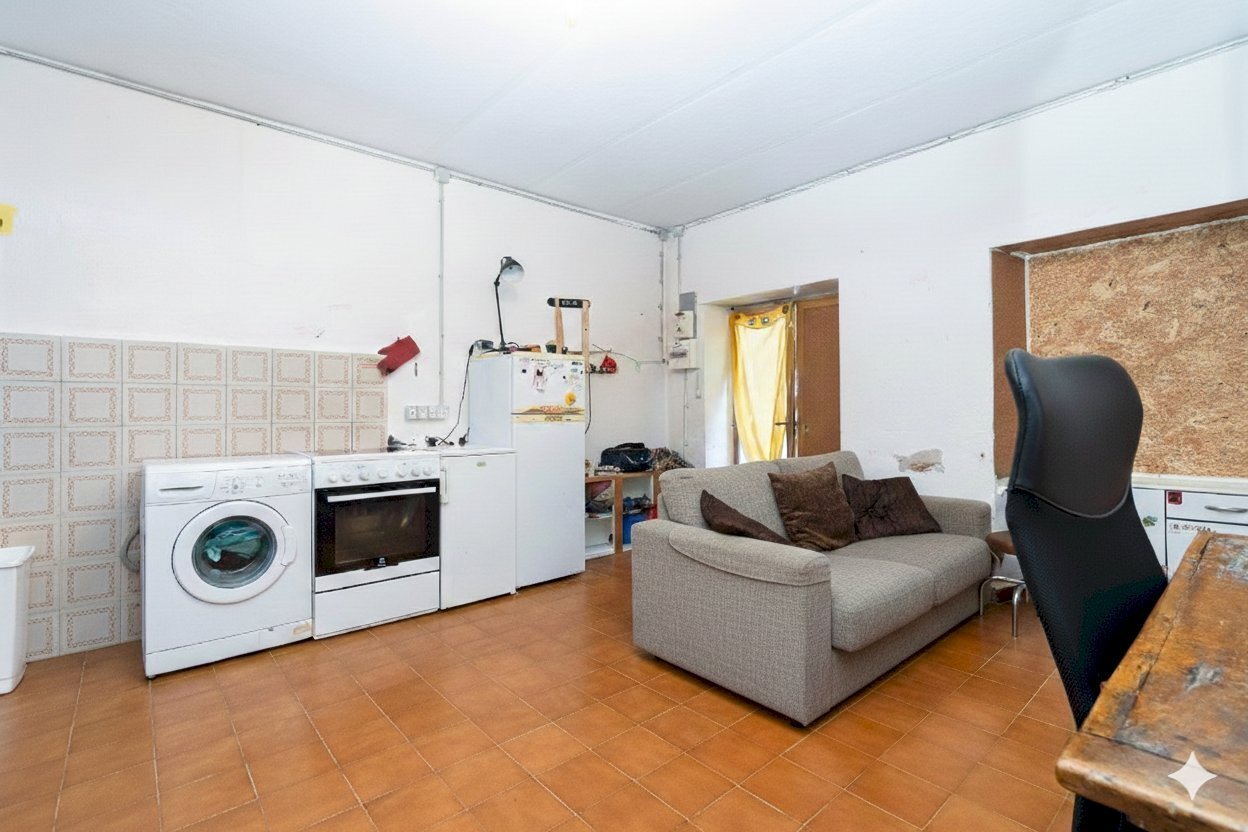 Semi-detached house via IV Novembre, 151, Pradleves - photo 2