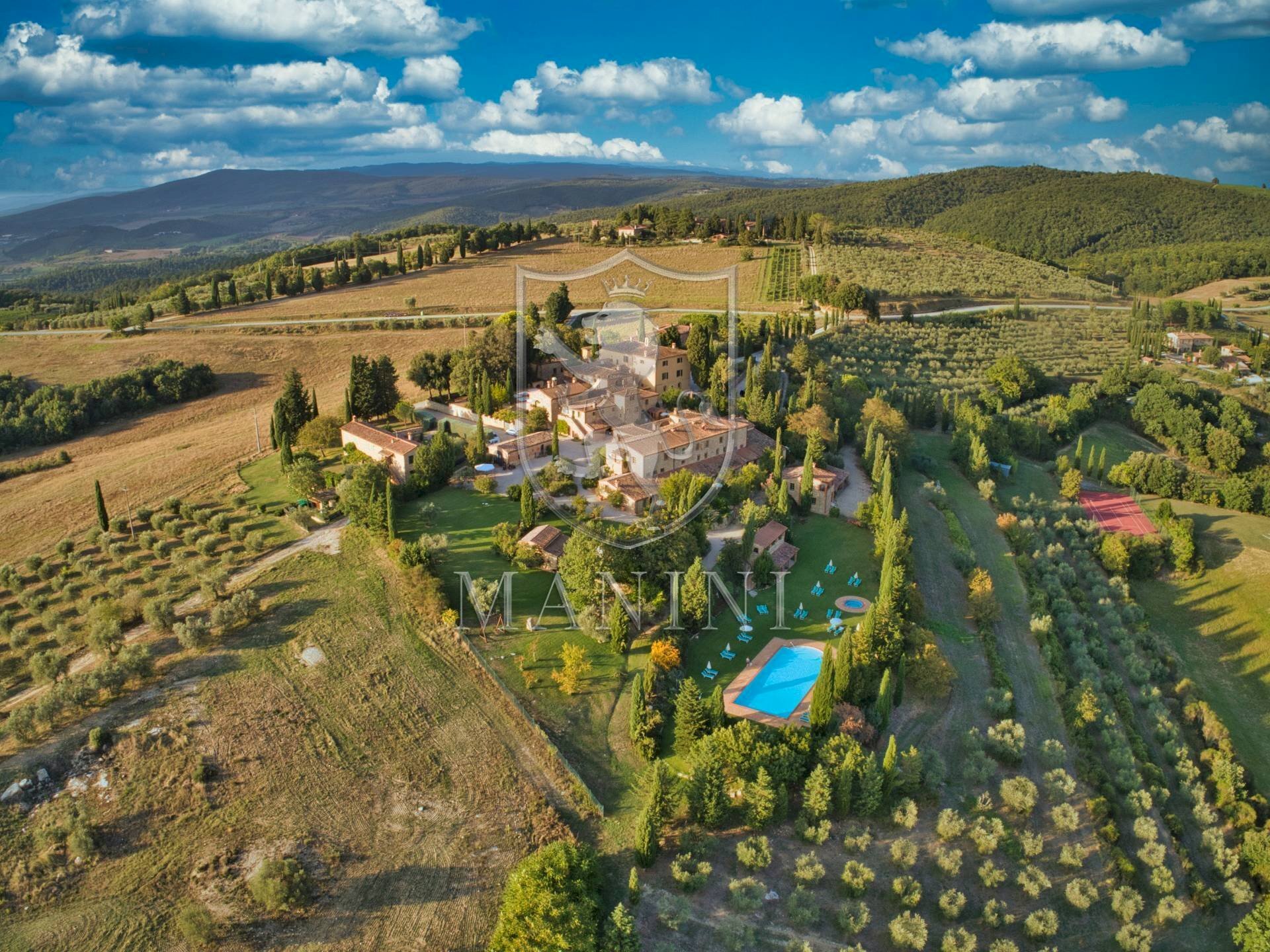 Castle Asciano - photo 2