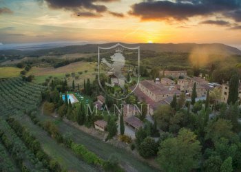 Castle Asciano - photo 19