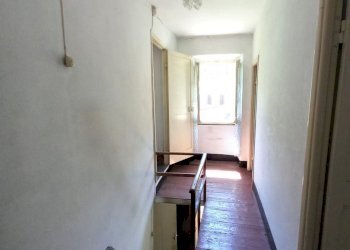 005. Bis - Stanza di passaggio.jpg - Terratetto - Terracielo Tribogna - foto 8