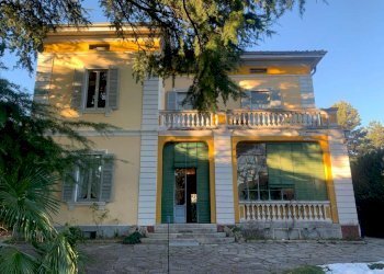 Villa VIA CADORNA 6, Erba - foto 1