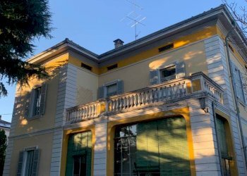 Villa VIA CADORNA 6, Erba - foto 2