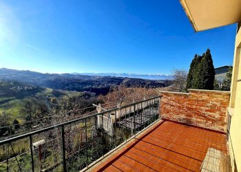 Terrazzo - Casa indipendente strada Provinciale delle Langhe, Belvedere Langhe - foto 6