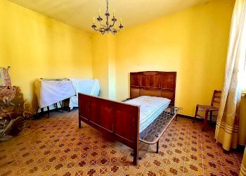 camera da letto - Casa indipendente strada Provinciale delle Langhe, Belvedere Langhe - foto 14