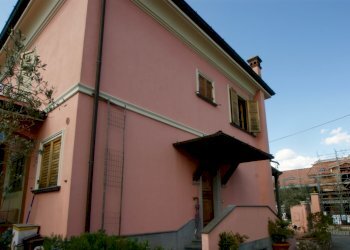 DSC04760.jpg - Villa Sarzana - foto 2