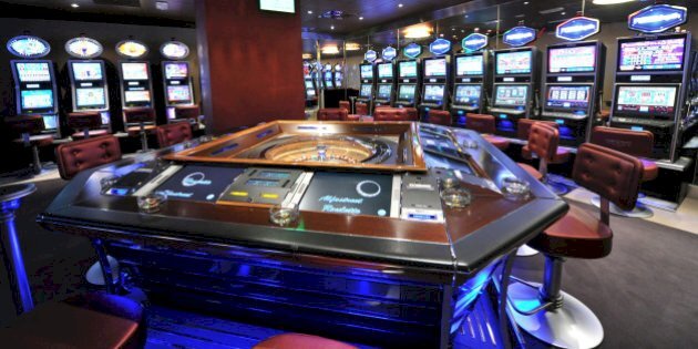 http _i.huffpost.com_gen_5094038_images_n-SALA-GIO - Bar - Tabacchi - Ricevitoria Lucca - foto 1