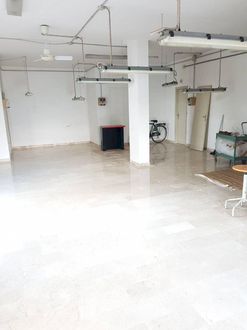 Dettagli - Shop via Tredici Martiri, Campi Bisenzio - photo 2