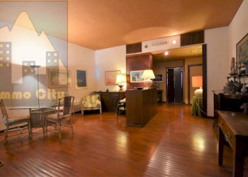 20201008172216-19.jpg - Villa Viale Giosuè Carducci, Lucca - foto 1