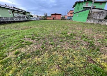 4.jpg - Terreno edificabile Suisio - foto 4