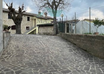 Independent house CONTRADA FORCHIUSA, Serra San Quirico - photo 29