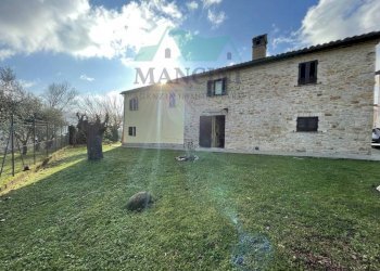 Independent house CONTRADA FORCHIUSA, Serra San Quirico - photo 2