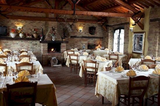 filename-dpp-0201-jpg.jpg - Locale Commerciale Via per Camaiore, Lucca - foto 1