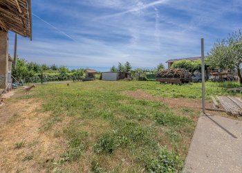 Portion of a house Via Becetto, 8, Barge - photo 6