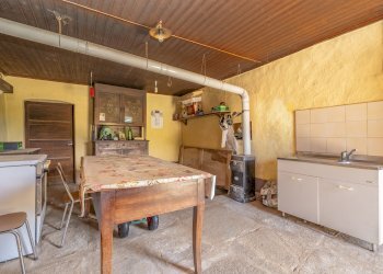 Portion of a house Via Becetto, 8, Barge - photo 12