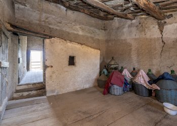 Portion of a house Via Becetto, 8, Barge - photo 23