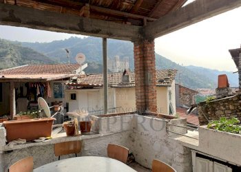 IMG-20211216-WA0019.jpg - Quadrilocale Via S. Bernardo, Dolceacqua - foto 1