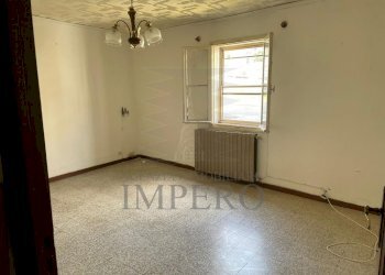 IMG-20211216-WA0014.jpg - Quadrilocale Via S. Bernardo, Dolceacqua - foto 2