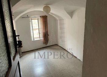 IMG-20211216-WA0016.jpg - Quadrilocale Via S. Bernardo, Dolceacqua - foto 3