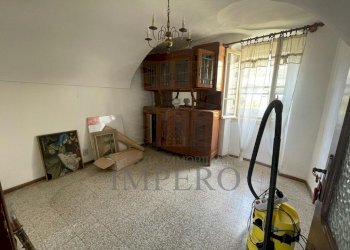 IMG-20211216-WA0020.jpg - Quadrilocale Via S. Bernardo, Dolceacqua - foto 4