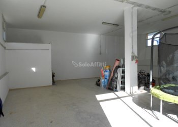 Fiumicino Paese - negozio grande - Locale Commerciale Via Celestino Usuelli, Fiumicino - foto 4