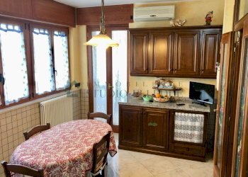 tinello pranzo - Independent house VIA CAPITANO MICHELE MILANO  44, Bari - photo 17