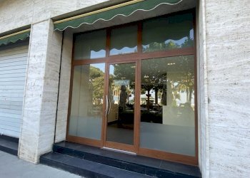 1.jpg - Locale Commerciale Via Rimembranza, Sestri Levante - foto 1