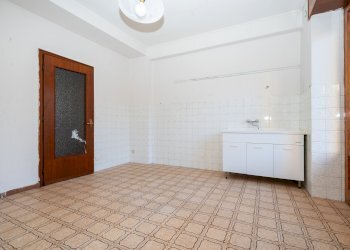 Cucina - Bilocale Via Piave, 32, Dronero - foto 5